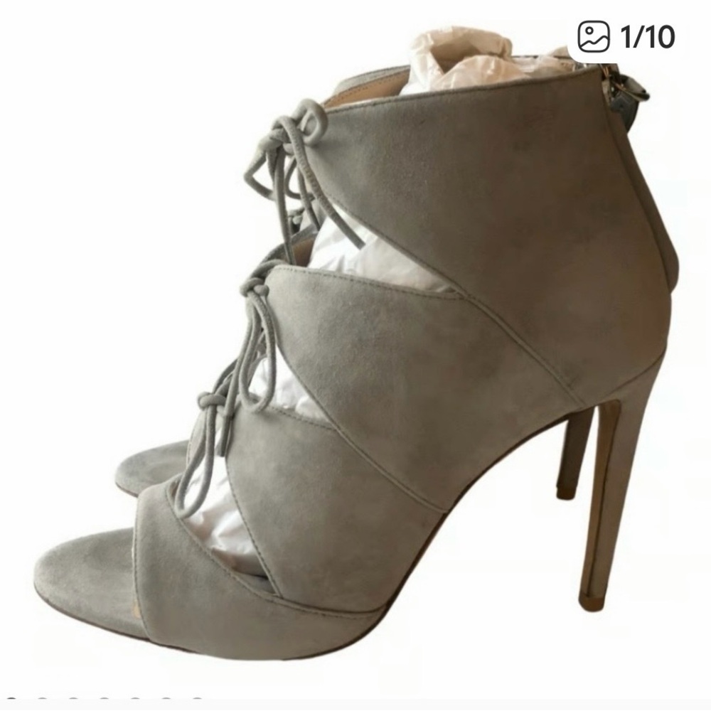 #531  Franco Sarto NWOT Gray Lace-Up Stiletto Sandal Size 9